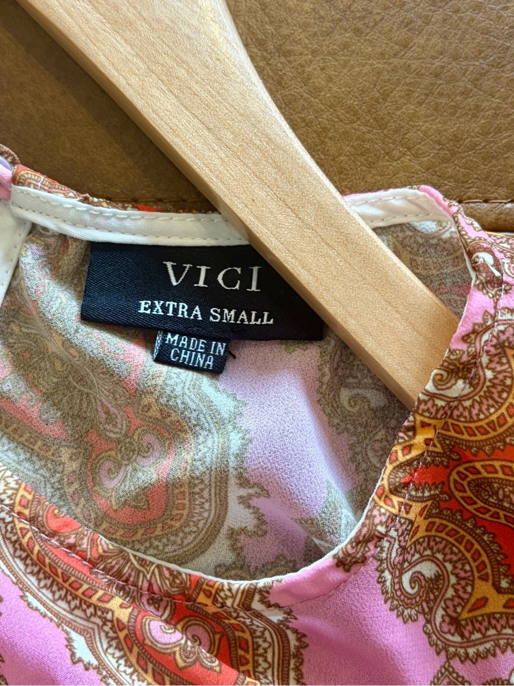 VICI - Paisley Print Long-Sleeve Blouse in Pink and Cream